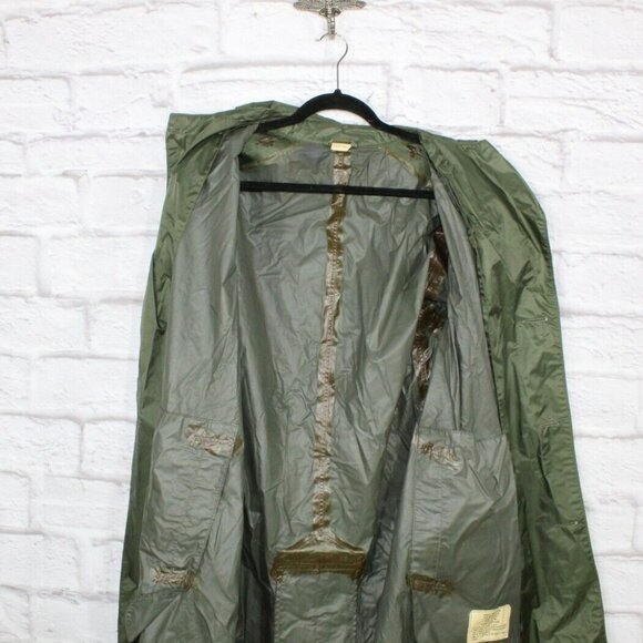 Nylon Green Rubber Coated Button Down Lined Long Raincoat Size 38 - Picture 10 of 10